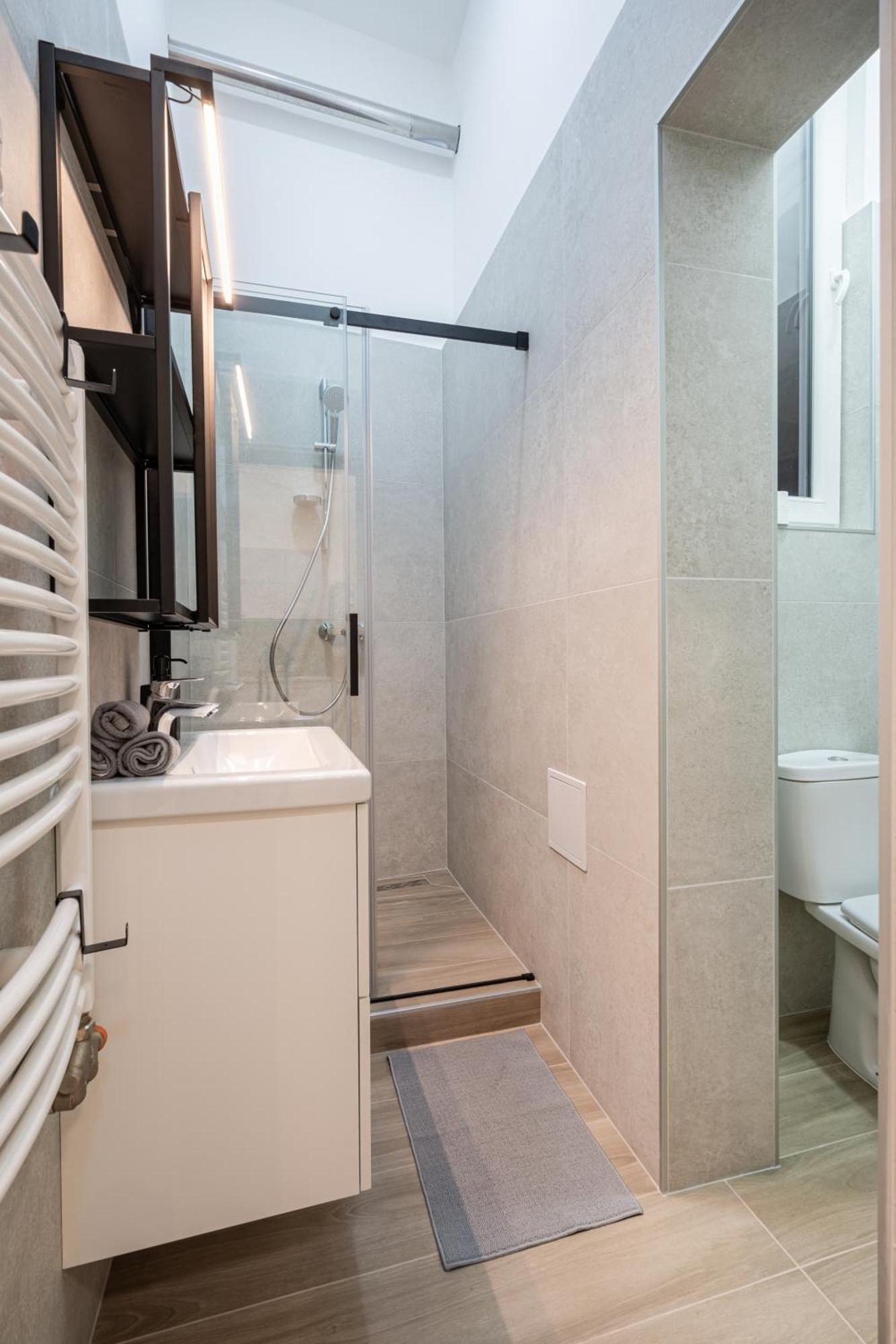 Luxurious Downtown Family Suite Budapest Exterior photo