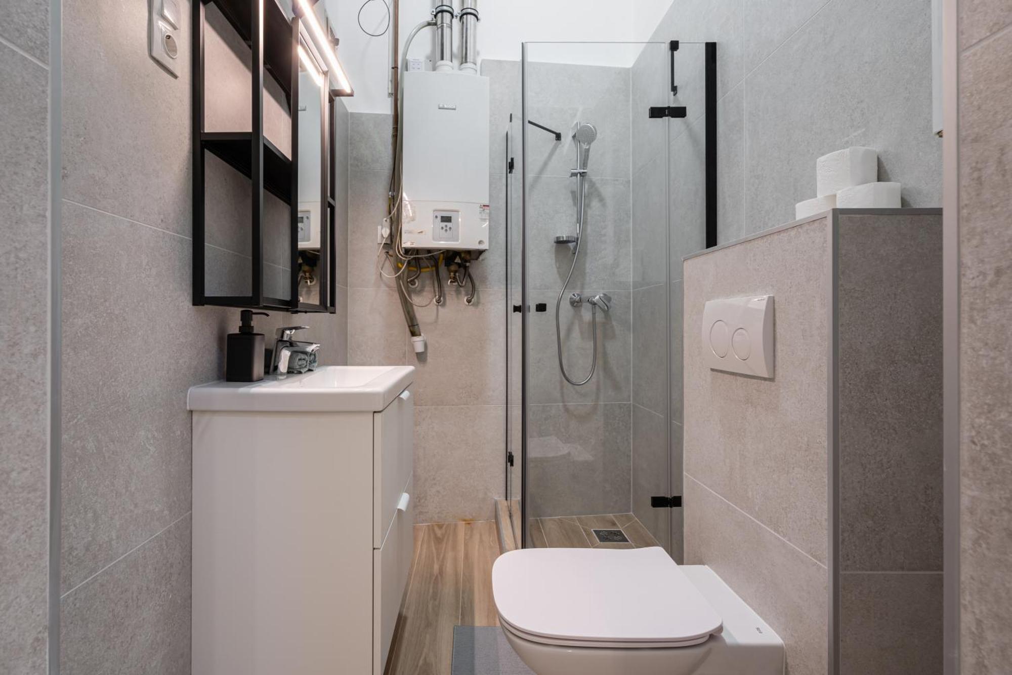 Luxurious Downtown Family Suite Budapest Exterior photo